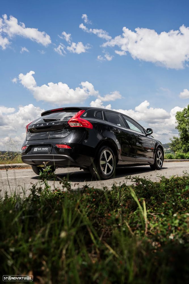 Volvo V40 D2 - 17