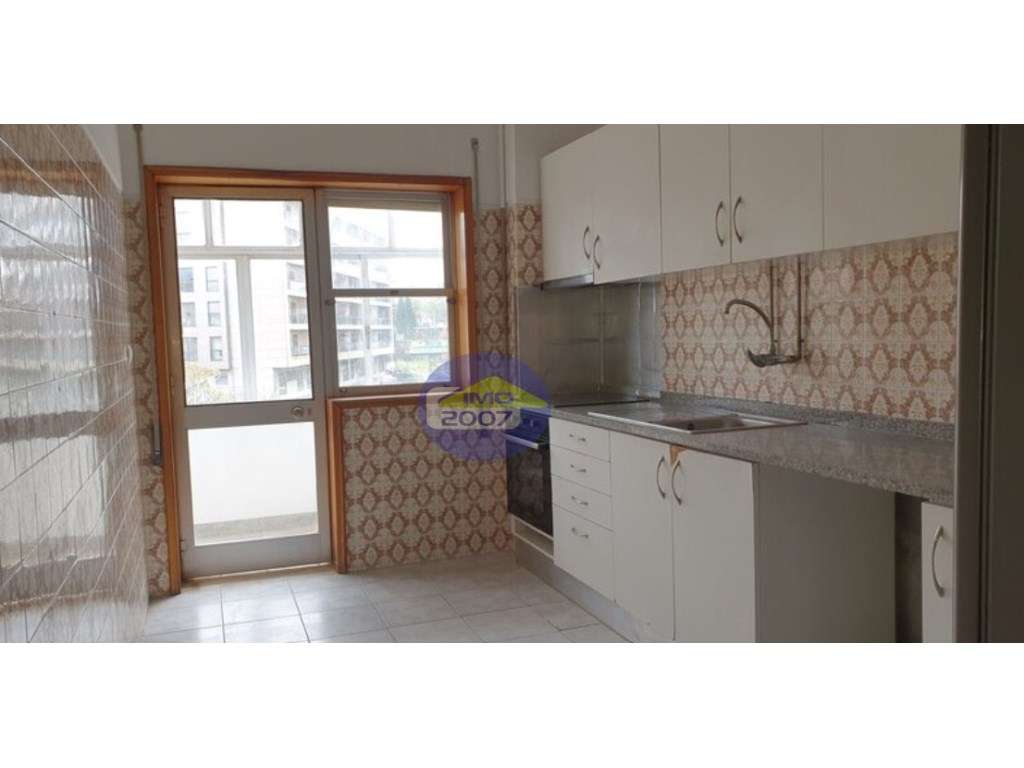 Apartamento T3 Duplex em São Mamede de Infesta - Grande imagem: 3/18