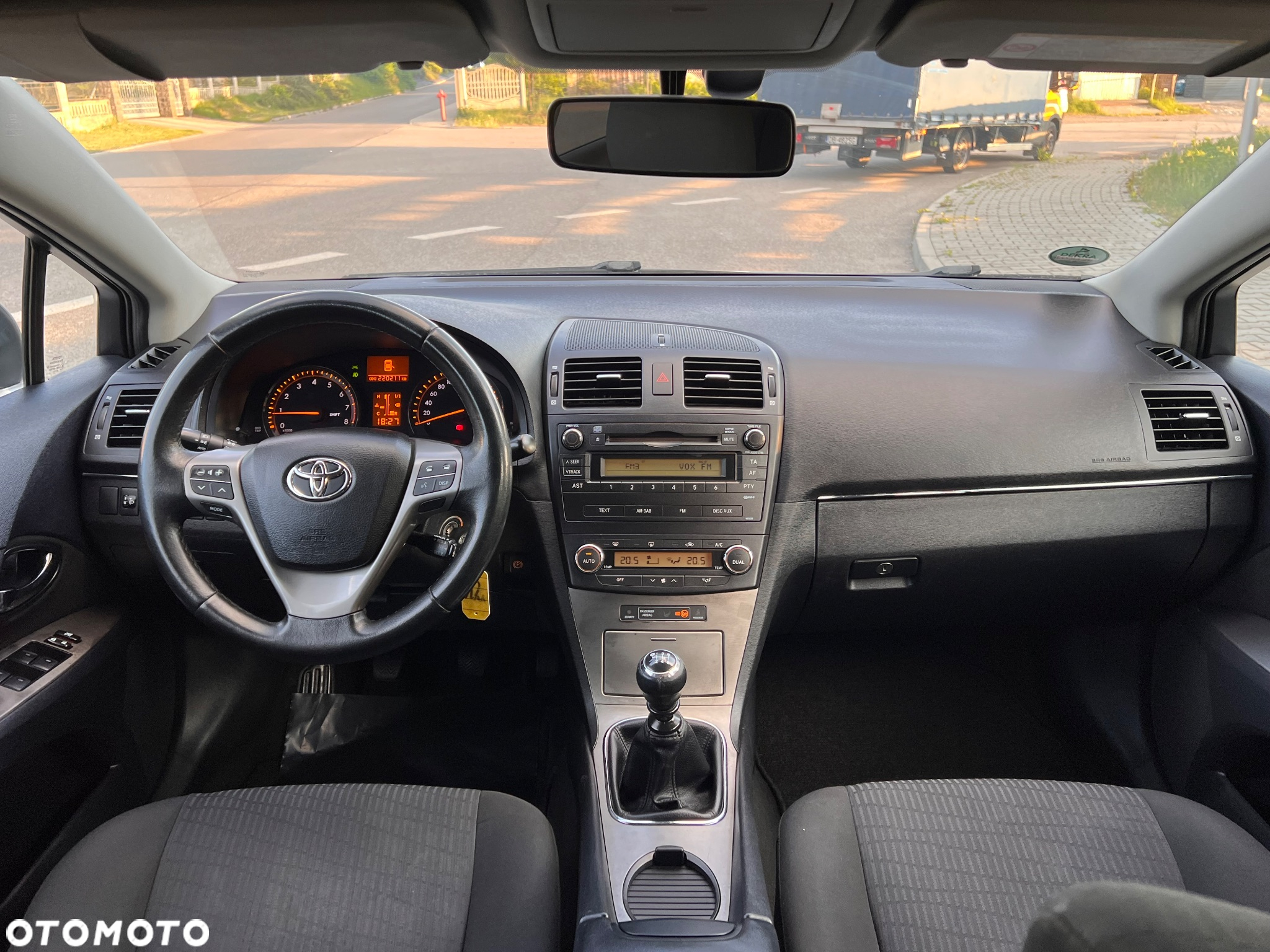 Toyota Avensis 1.8 Luna - 21