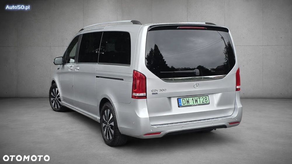 Mercedes-Benz EQV - 8