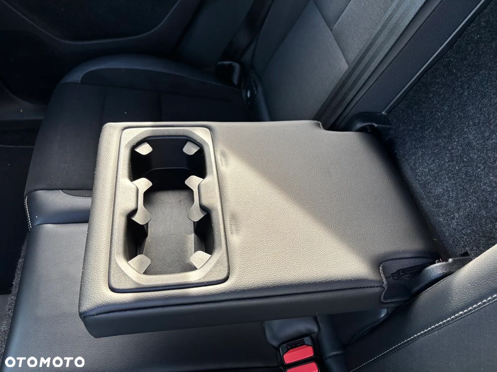 Volvo XC 40 T3 Momentum - 10