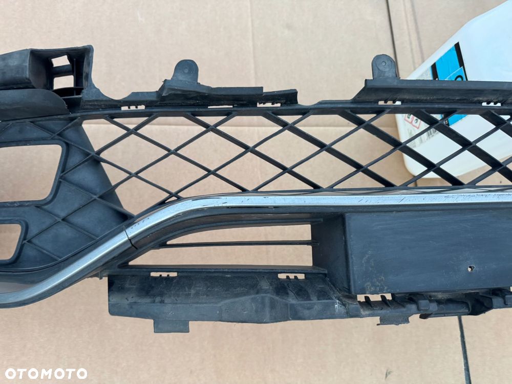 zderzak listwa kratka renault clio iv 4 rs trophy oryginał - 3
