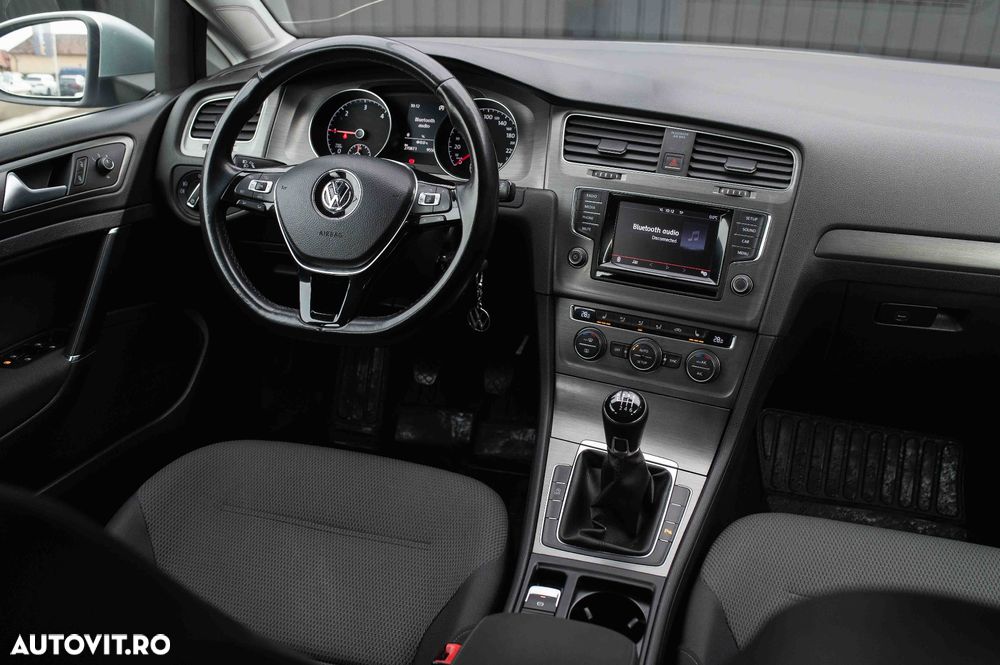 Volkswagen Golf 2.0 TDI DPF BMT Comfortline - 8