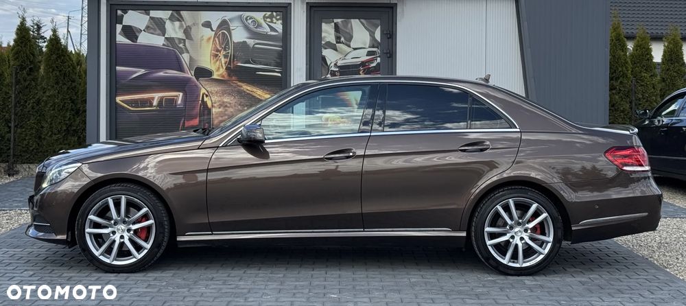 Mercedes-Benz Klasa E 250 BlueTEC 4Matic 7G-TRONIC Avantgarde - 6
