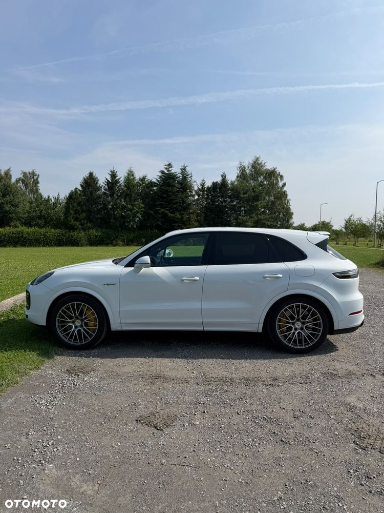 Porsche Cayenne Turbo S E-Hybrid - 6