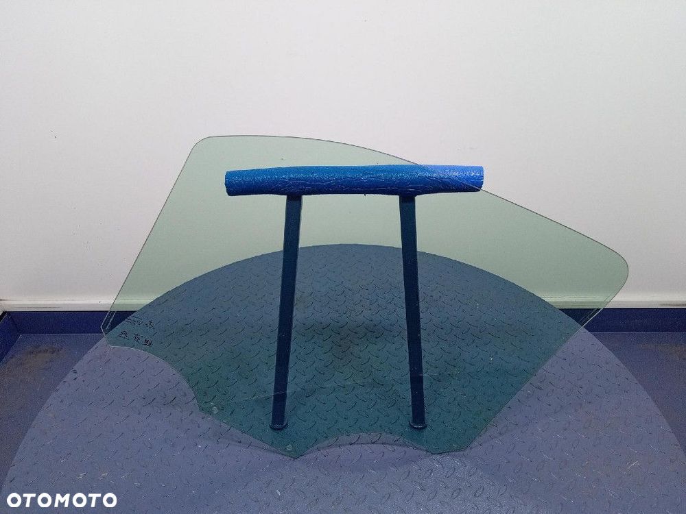 BERLINGO IV RIFTER 18- SZYBA DRZWI PRZÓD PRAWA - 2