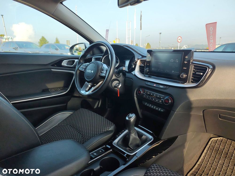 Kia Ceed - 20