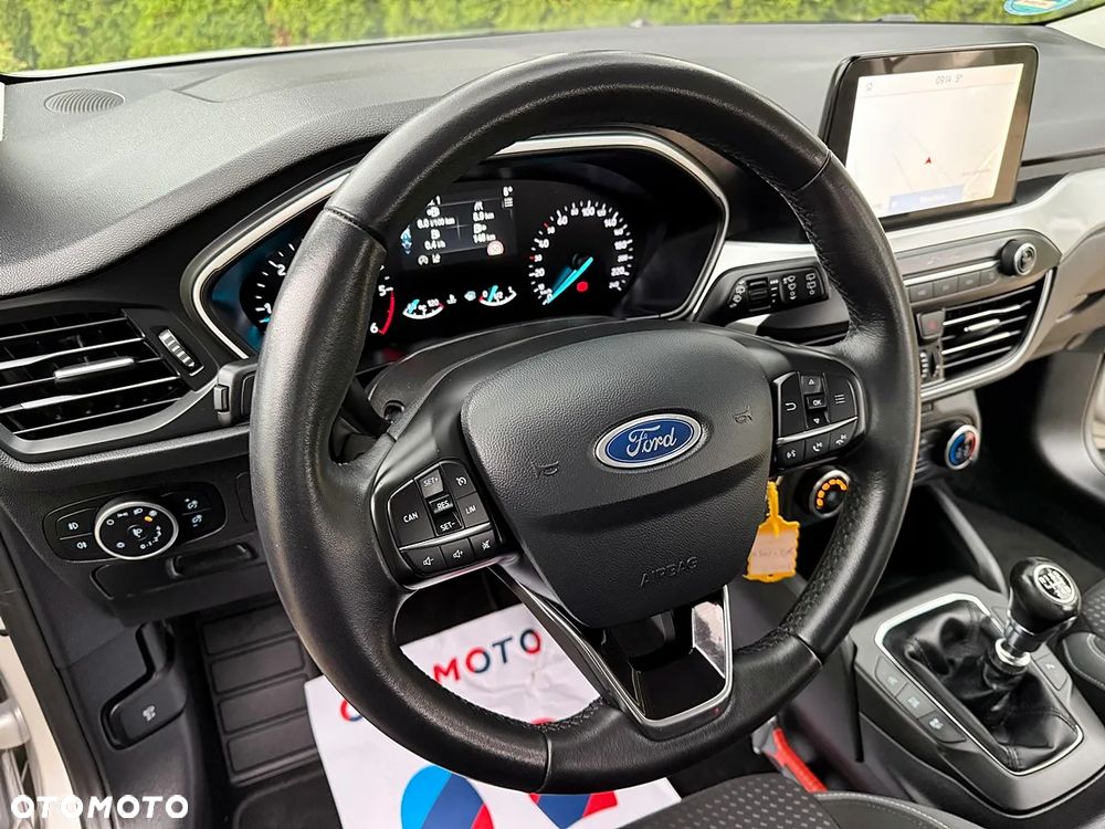 Ford Focus 1.5 EcoBlue STart-Stopp-System TITANIUM - 20