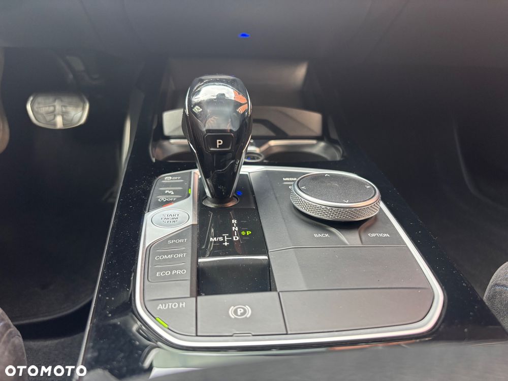 BMW Seria 1 116d M Sport Shadow - 26