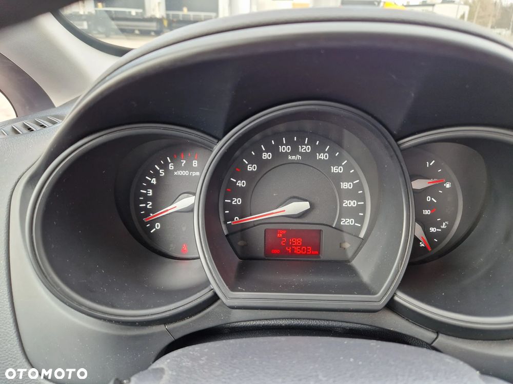 Kia Rio 1.2 L - 16