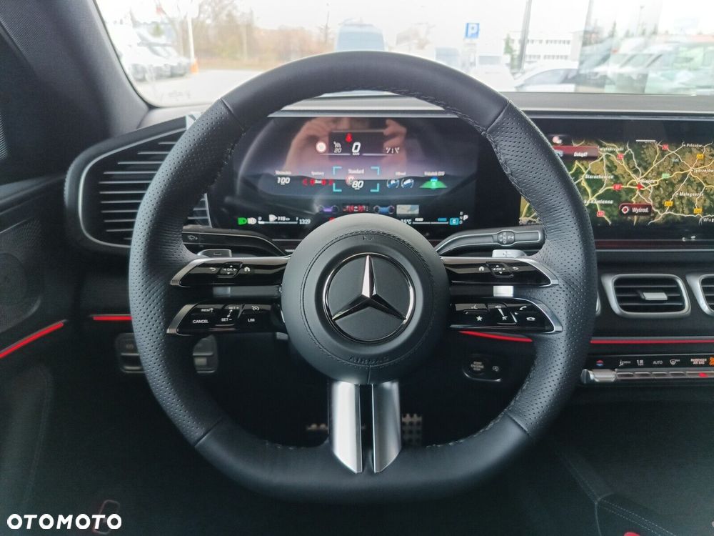 Mercedes-Benz GLE - 31