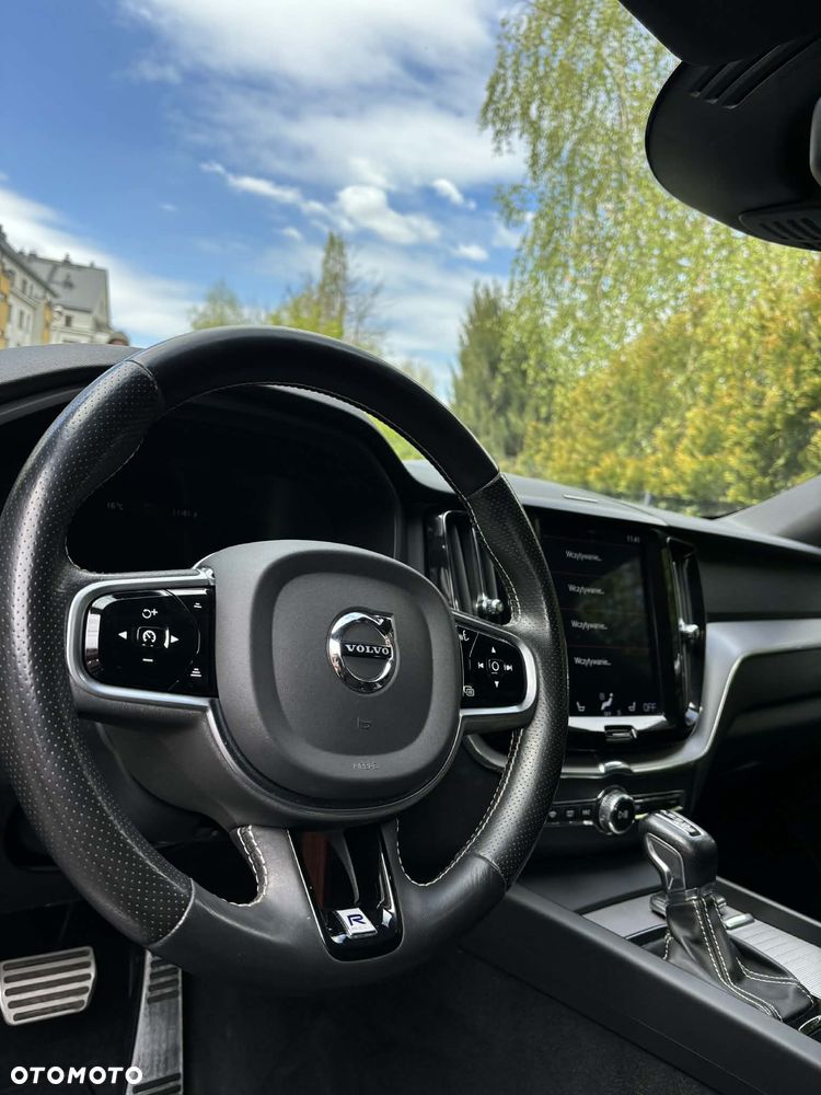 Volvo XC 60 T5 GPF R-Design - 11