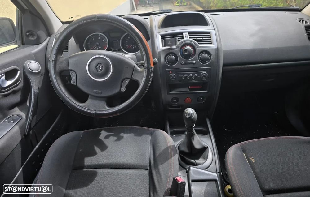 Renault Mégane Break 1.5 dCi Dynamique - 5