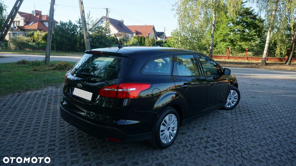 Ford Focus 1.6 SYNC Edition - 3