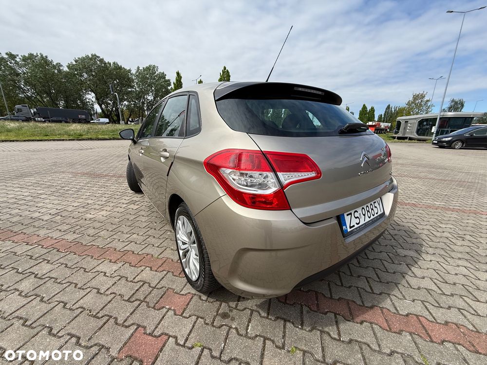 Citroën C4 1.6 VTi SX - 8