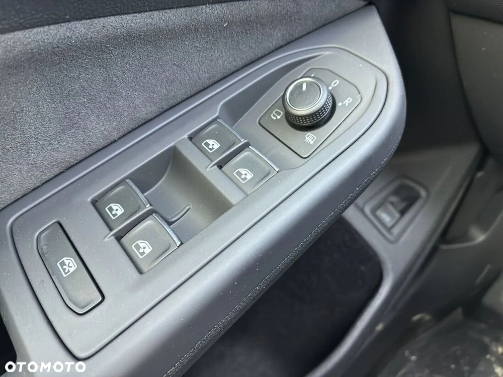 Volkswagen Golf Variant - 21