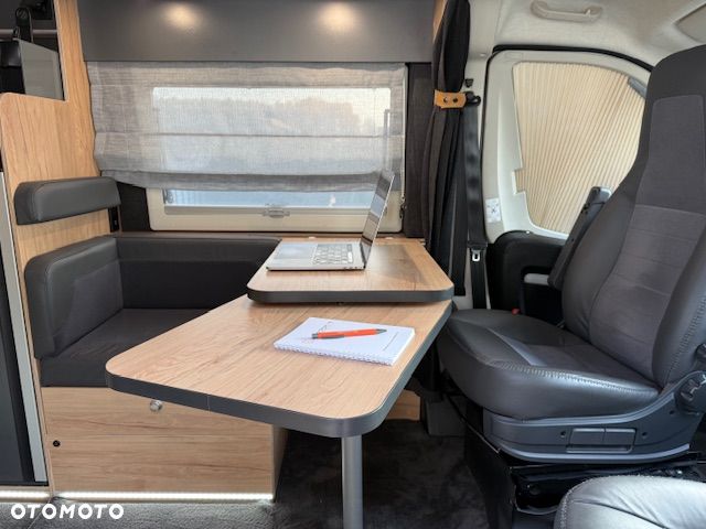 Globe-Traveller explorer - 11