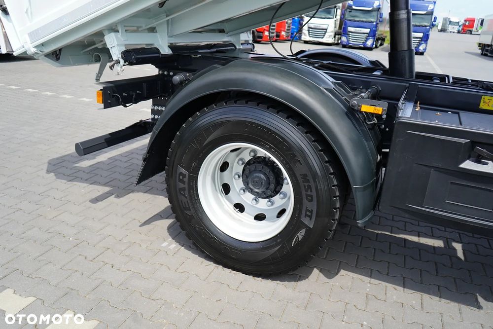 Iveco / EUROCARGO / 180-320 / E 6 / WYWROTKA / ŁAD. 10 550 KG - 19