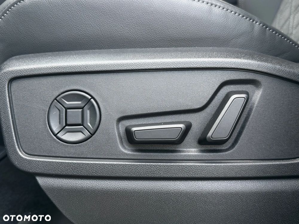 Audi SQ5 Sportback - 31