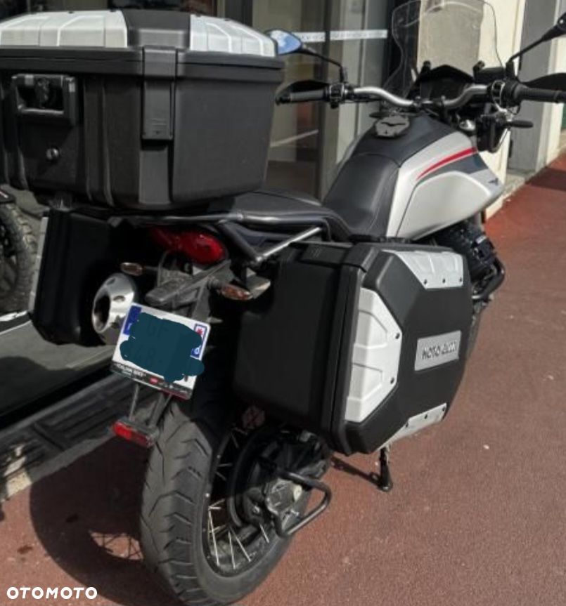 Moto Guzzi V85 - 3