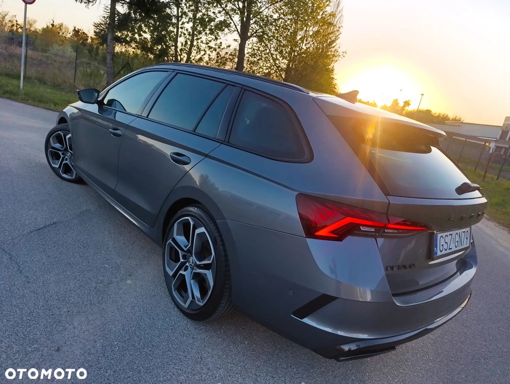 Skoda Octavia 2.0 TDI DSG 4x4 RS - 14