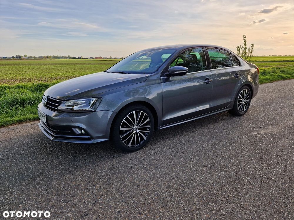 Volkswagen Jetta 1.4 TSI BMT Highline - 11