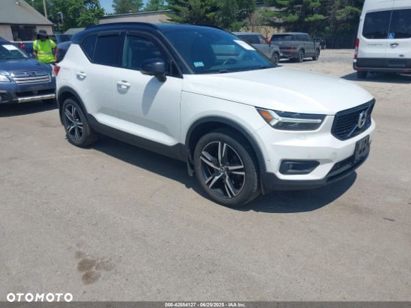 Volvo XC 40