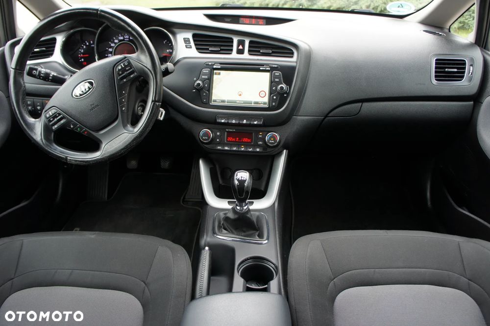 Kia Ceed - 18
