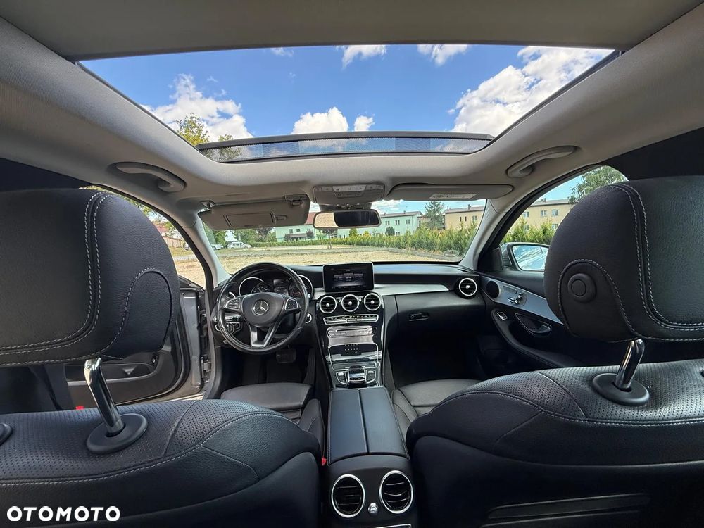 Mercedes-Benz Klasa C 300 7G-TRONIC Exclusive - 18