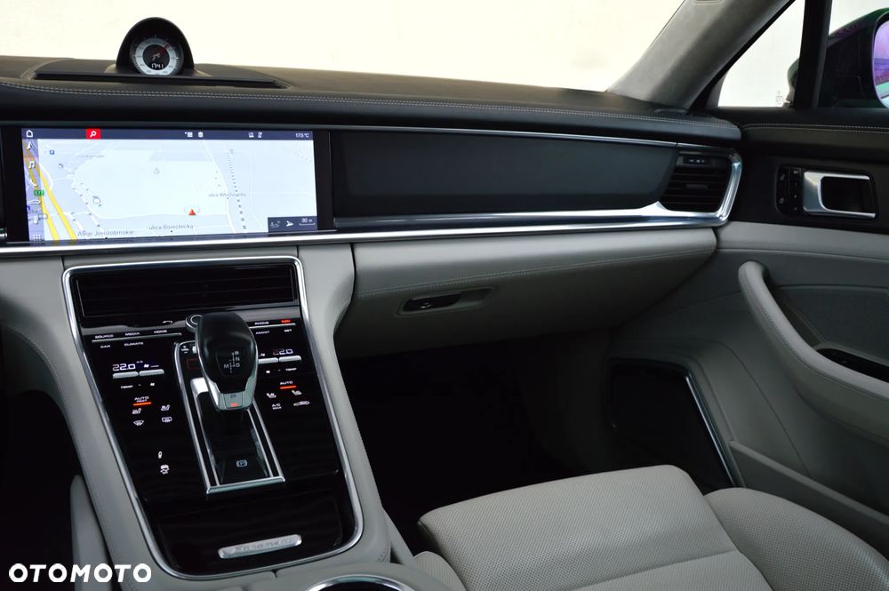 Porsche Panamera Turbo - 20
