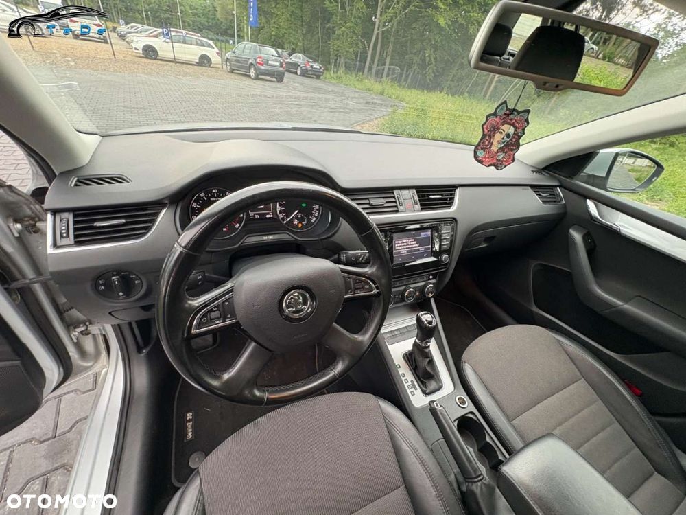 Skoda Octavia 1.4 TSI Elegance DSG - 19