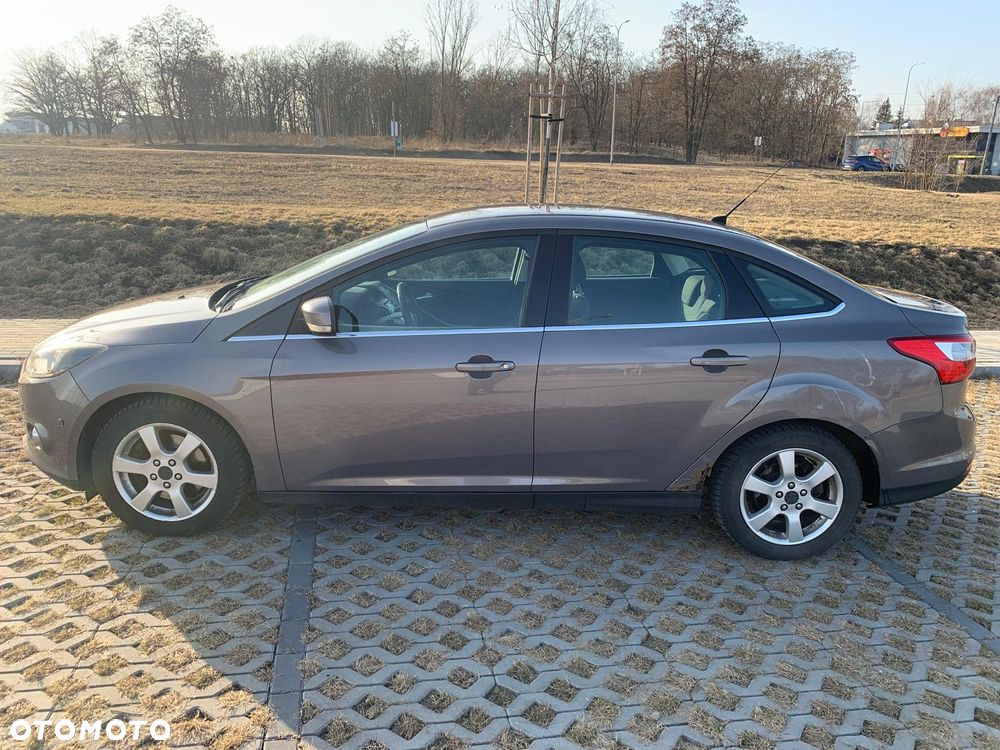 Ford Focus 1.6 EcoBoost Titanium - 10