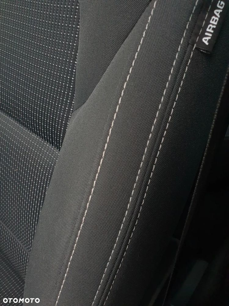 Kia Sportage 1.6 GDI 2WD Dream-Team Edition - 22