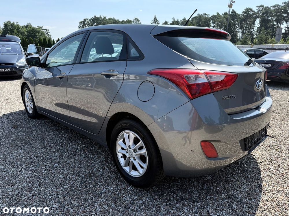 Hyundai i30 1.6 Automatik Style - 5