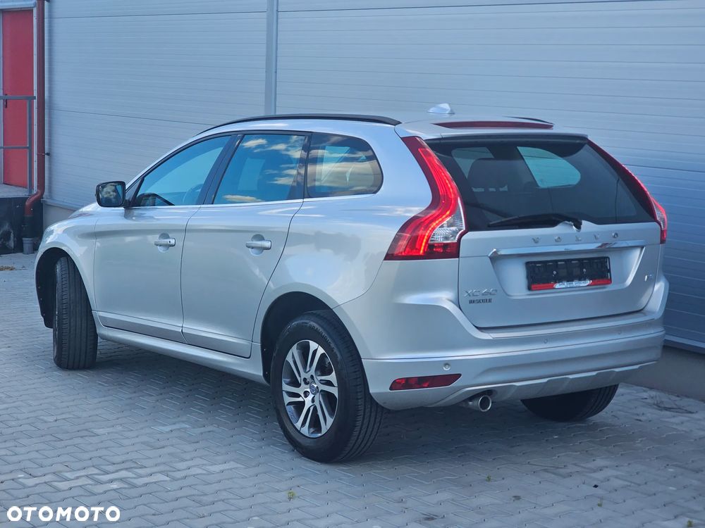Volvo XC 60 D3 Momentum - 10