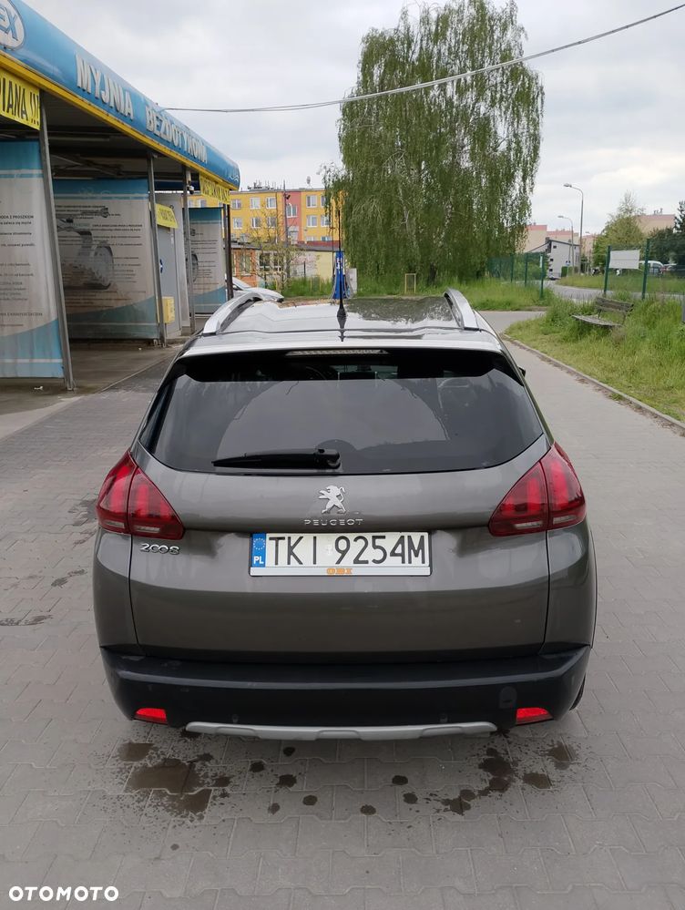 Peugeot 2008 - 14