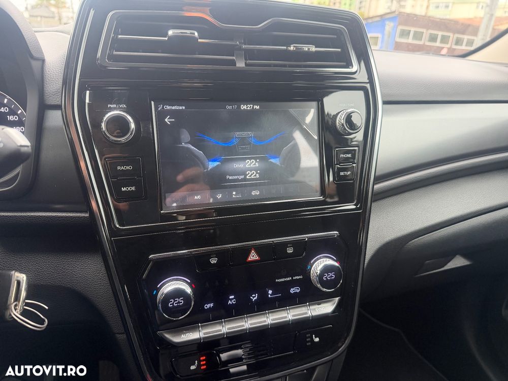 SsangYong Tivoli - 23