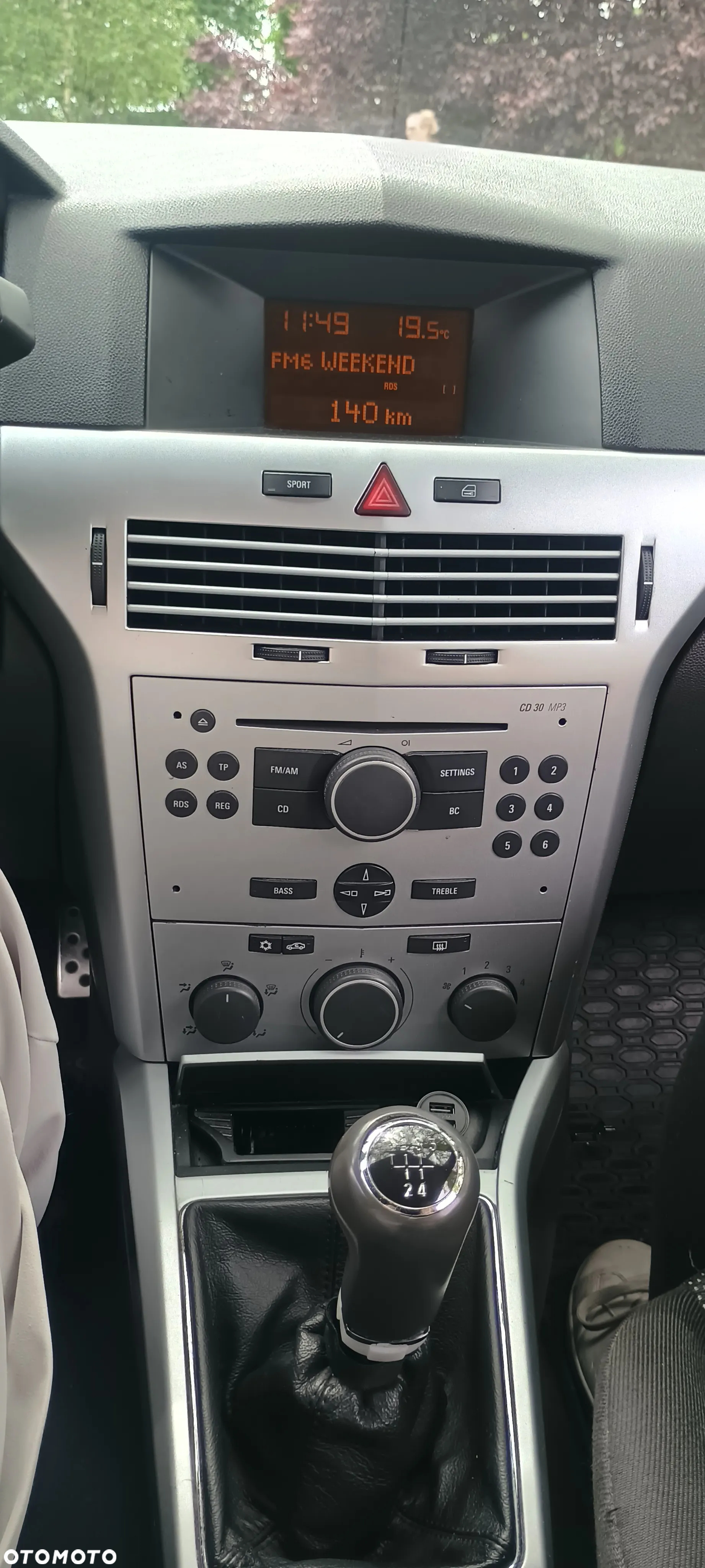 Opel Astra III GTC 1.6 Sport - 26
