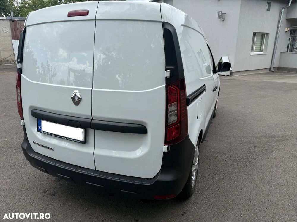 Renault Express - 6