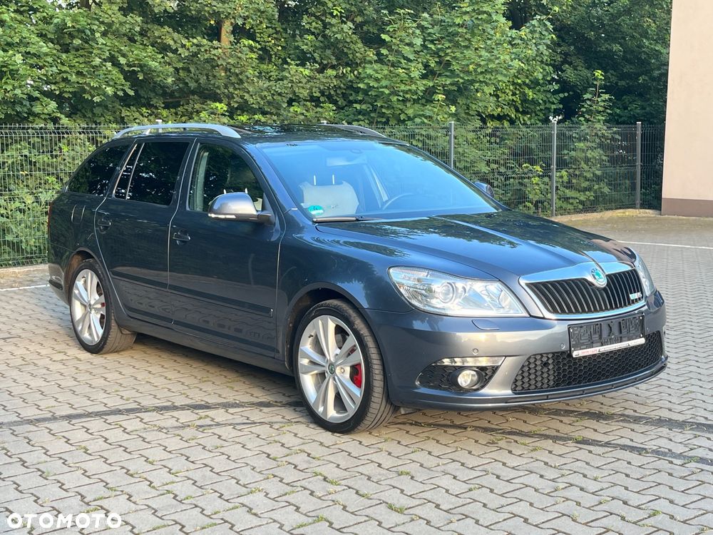 Skoda Octavia 2.0 TDI CR DPF RS - 26