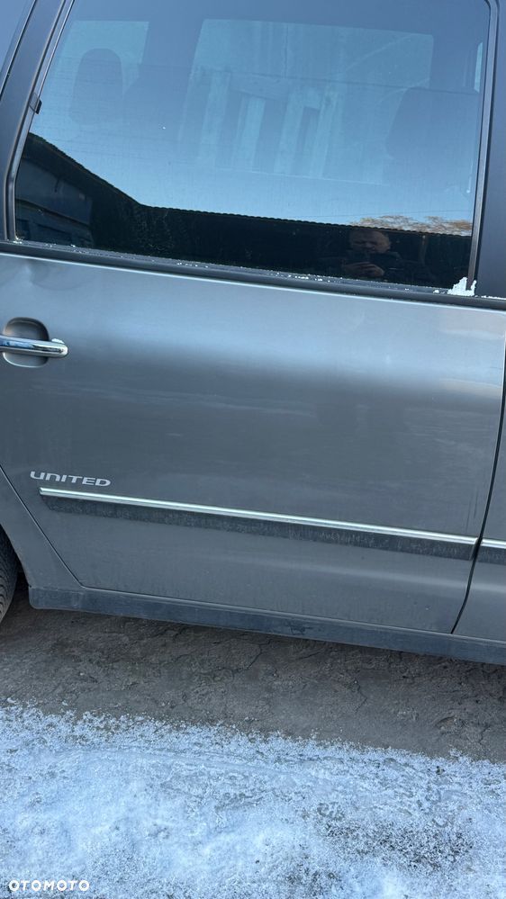 Volkswagen Sharan 2.0 TDI Highline - 12