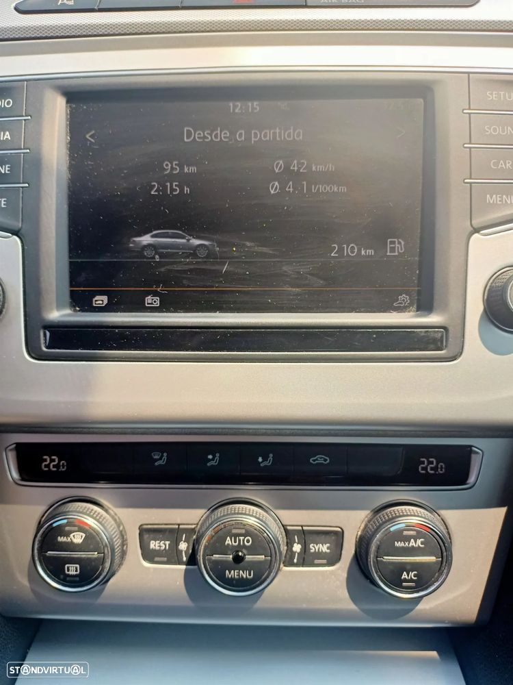 VW Passat 1.6 TDI Confortline - 37