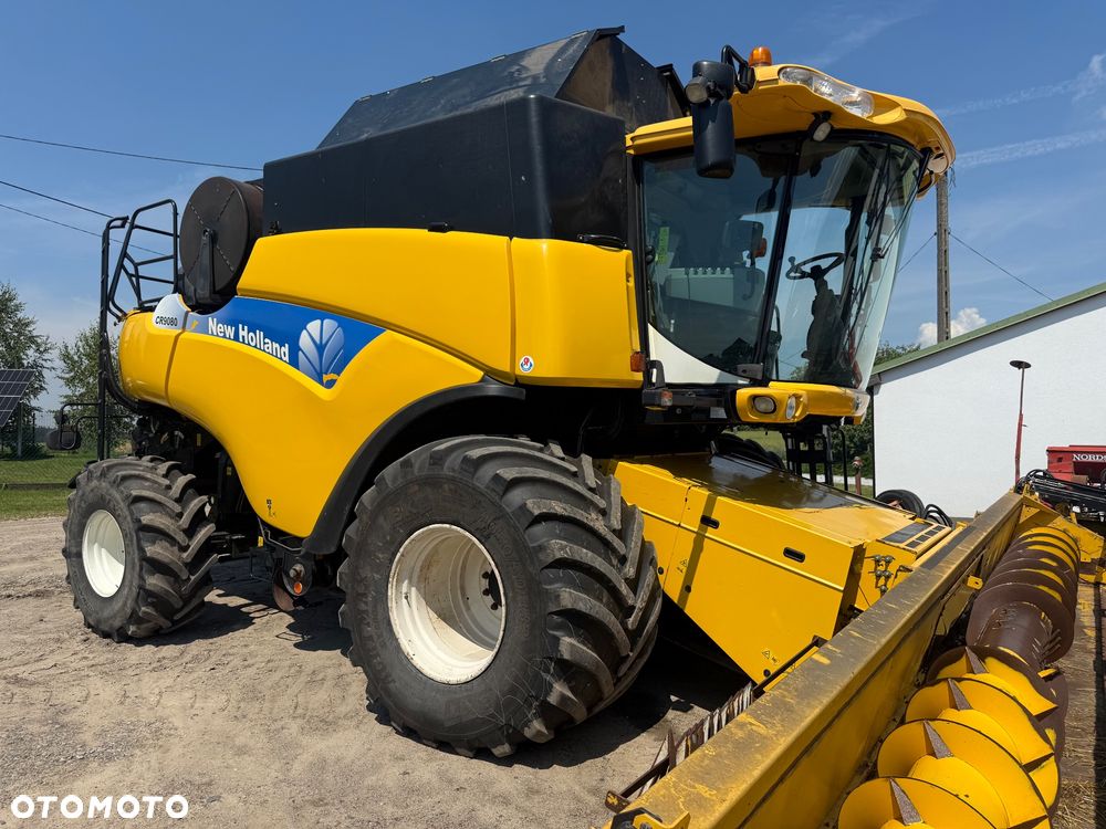 New Holland CR 9080 - 8