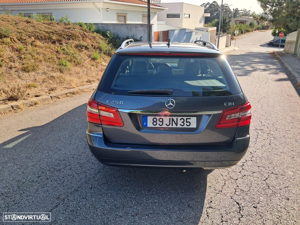 Mercedes-Benz E 250 CDi Avantgarde BlueEfficiency - 4