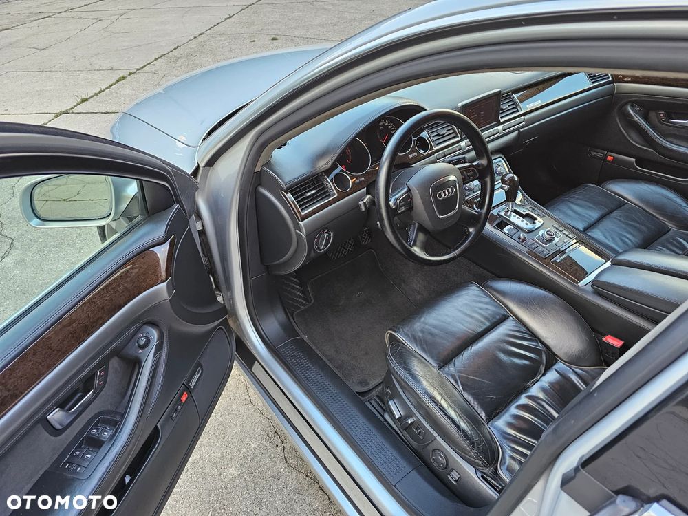 Audi A8 4.2 TDI Quattro - 8
