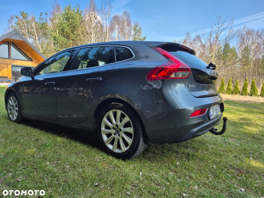 Volvo V40 D2 Summum - 6