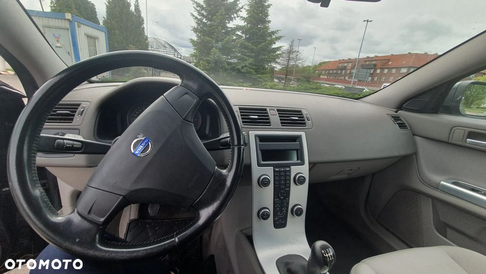 Volvo S40 2.0D Momentum - 5