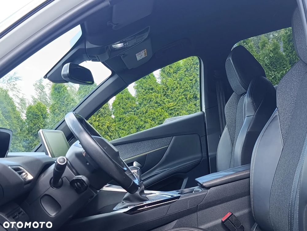Peugeot 3008 - 18