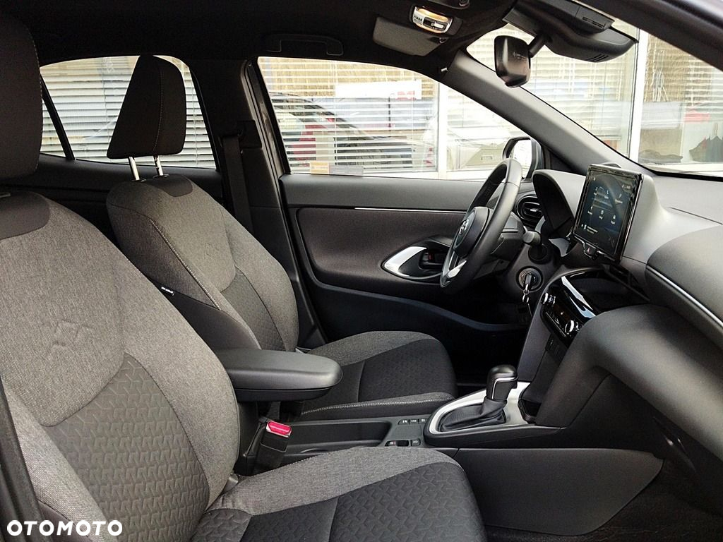 Toyota Yaris Cross - 6