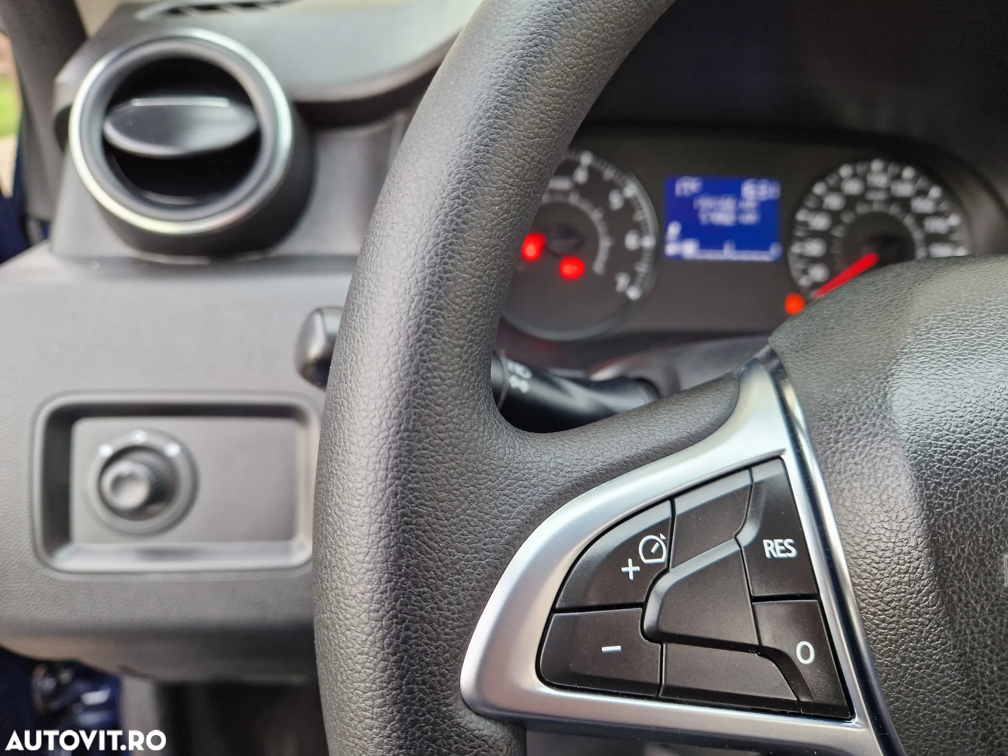 Dacia Duster 1.5 Blue dCi 4WD Comfort - 13